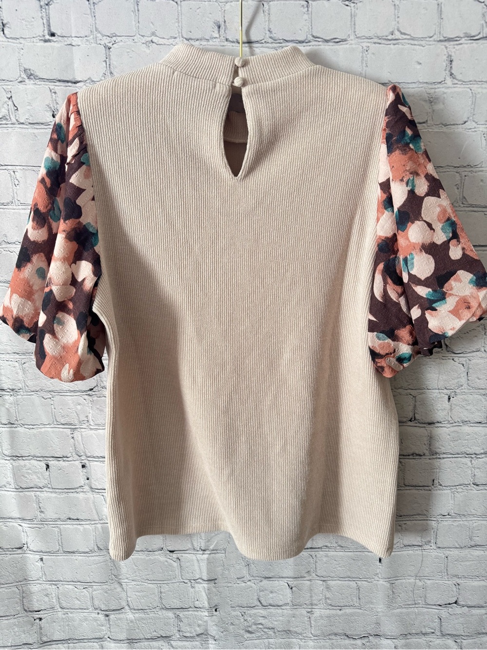 MOD Boutique THML Cream Puff Sleeve Knit  Top Size L NWT - Picture 3 of 9